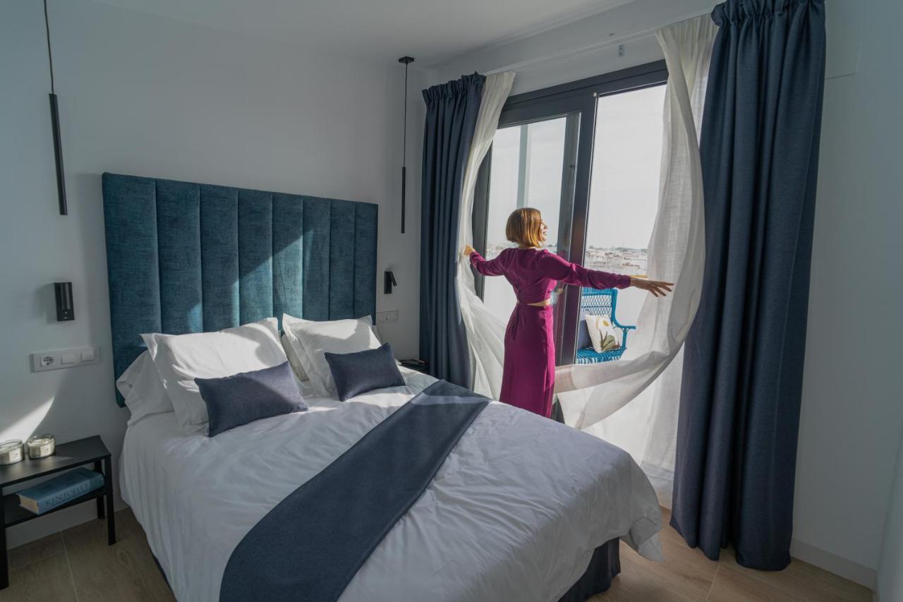 Riam Suites Apartamentos Лос-Паласьос-і-Вільяфранка Екстер'єр фото