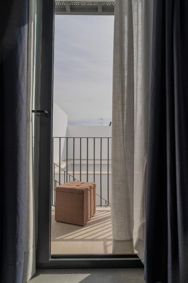 Riam Suites Apartamentos Лос-Паласьос-і-Вільяфранка Екстер'єр фото