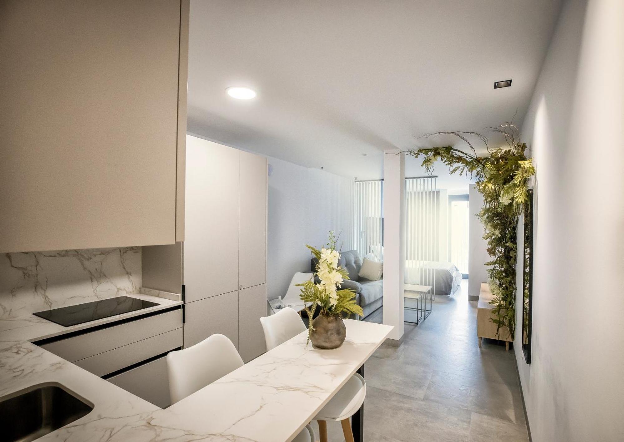 Riam Suites Apartamentos Лос-Паласьос-і-Вільяфранка Екстер'єр фото